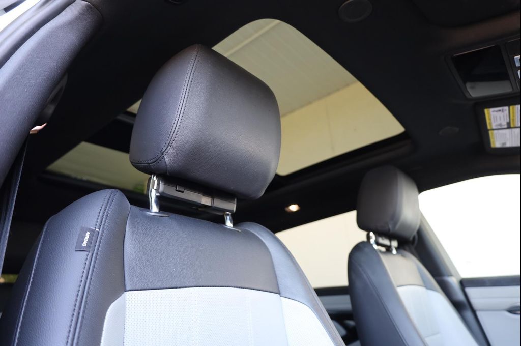 2023 LAND Rover RANGE ROVER EVOQUE R-DYNAMIC S — миниатюра 29
