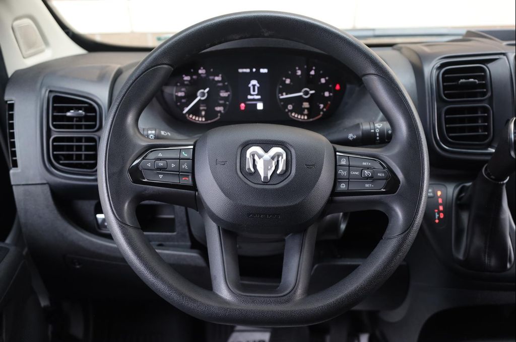 2024 RAM PROMASTER 2500 TRADESMAN — миниатюра 23