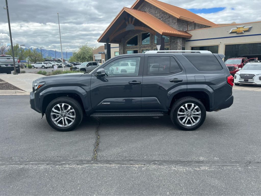 TOYOTA 4RUNNER - 2