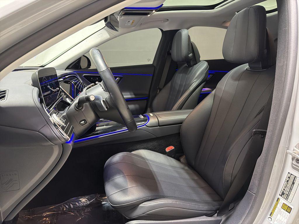 MERCEDES-BENZ E-CLASS - 9
