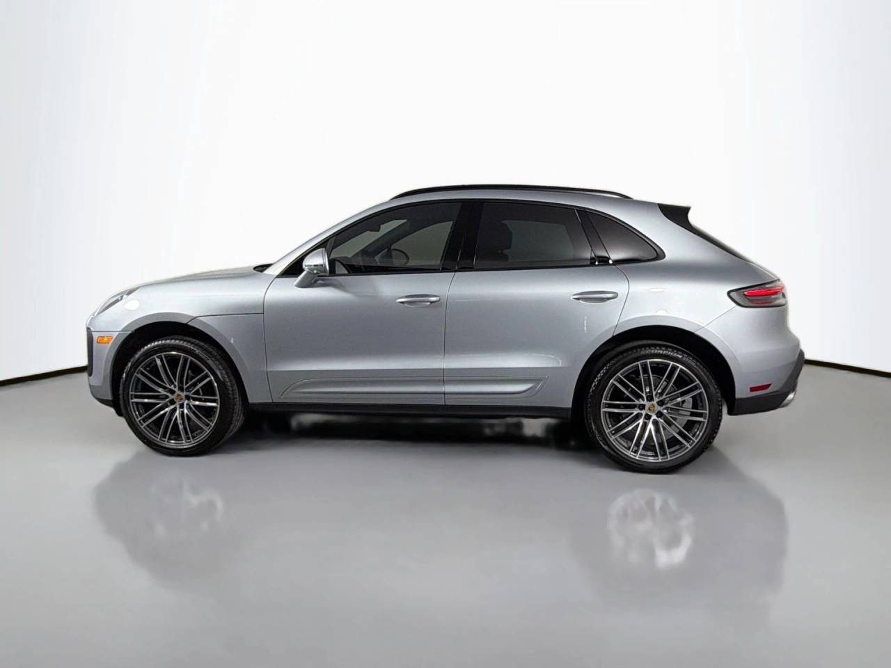 2026 Porsche MACAN 照片 2