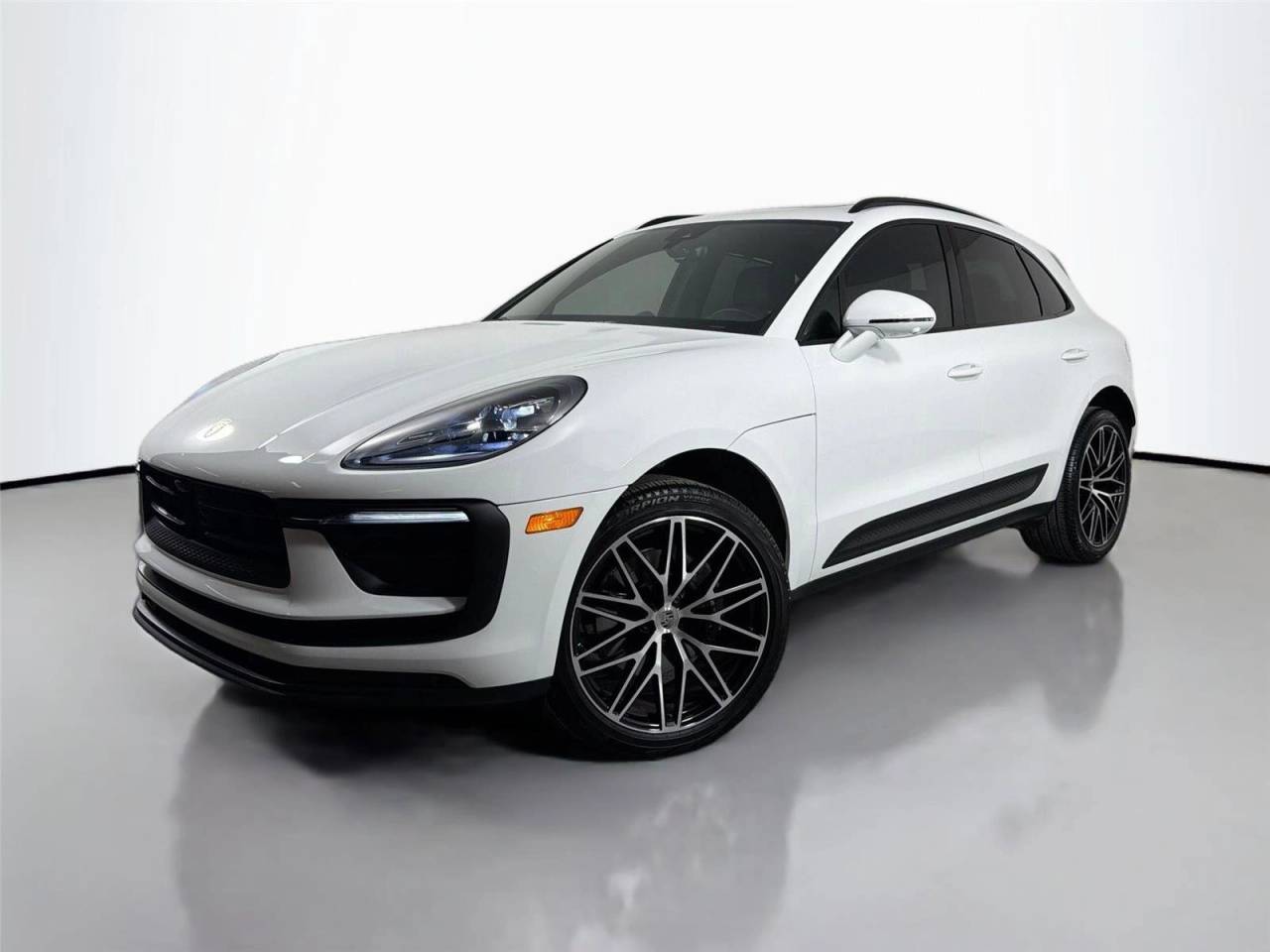2026 Porsche MACAN — фото 1