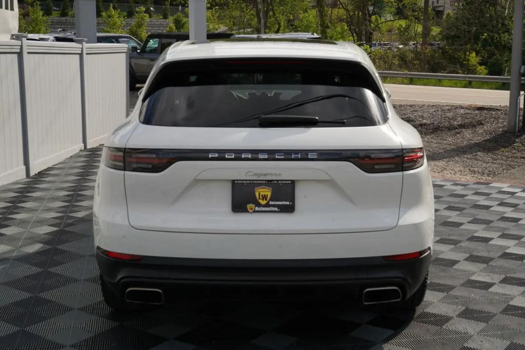 PORSCHE CAYENNE - 7