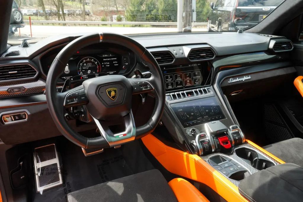 2022 Lamborghini URUS PEARL CAPSULE 缩略图 23