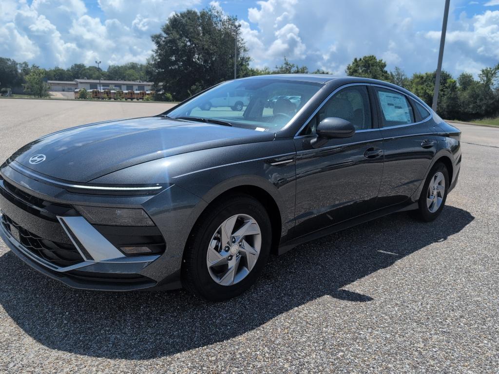 New 2026 Hyundai SONATA SE
