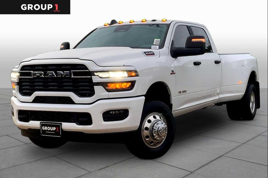 New 2026 RAM 3500 Lone Star Crew Cab 4x4 8' Box