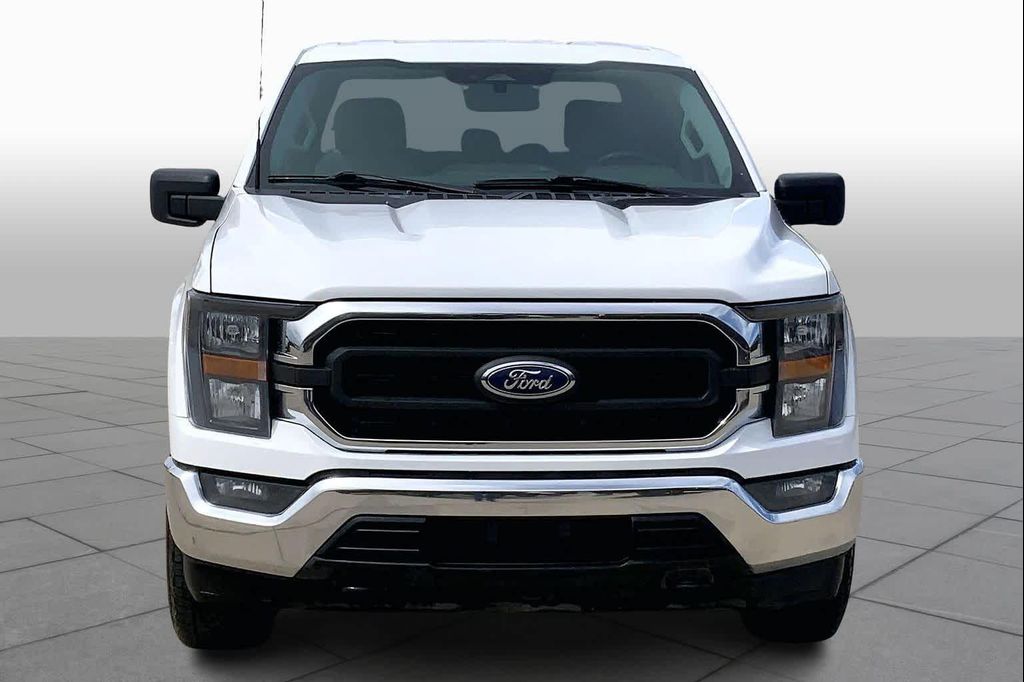 FORD F-150 XLT - 4