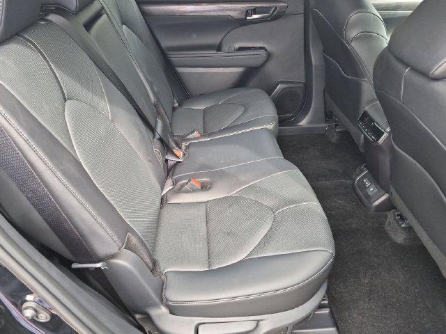 صورة مصغرة 33 لـ 2026 Toyota HIGHLANDER LIMITED