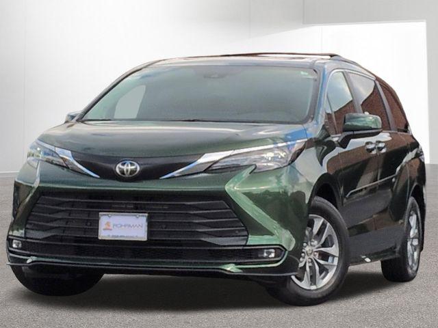 New 2026 Toyota Sienna XLE
