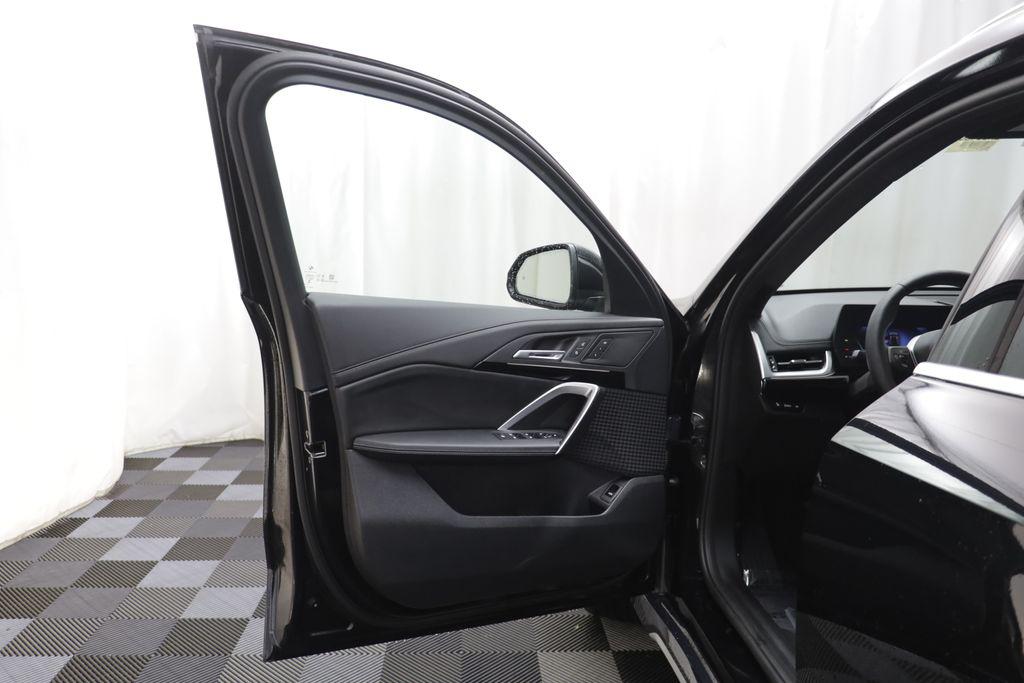2026 BMW X1 XDRIVE28I — фото 4