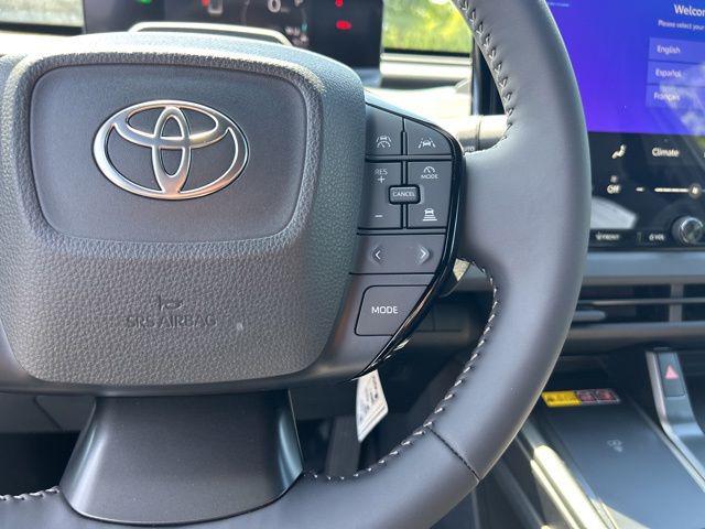 صورة مصغرة 18 لـ 2026 Toyota C-HR SE