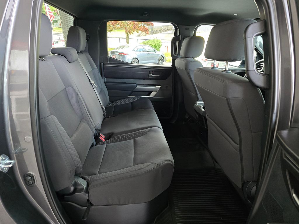 2025 Toyota TUNDRA SR5 缩略图 12