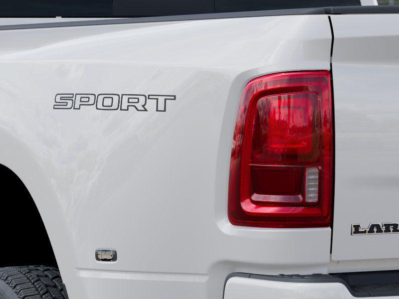 2026 RAM 3500 LARAMIE CREW CAB 4X4 8' BOX 照片 9