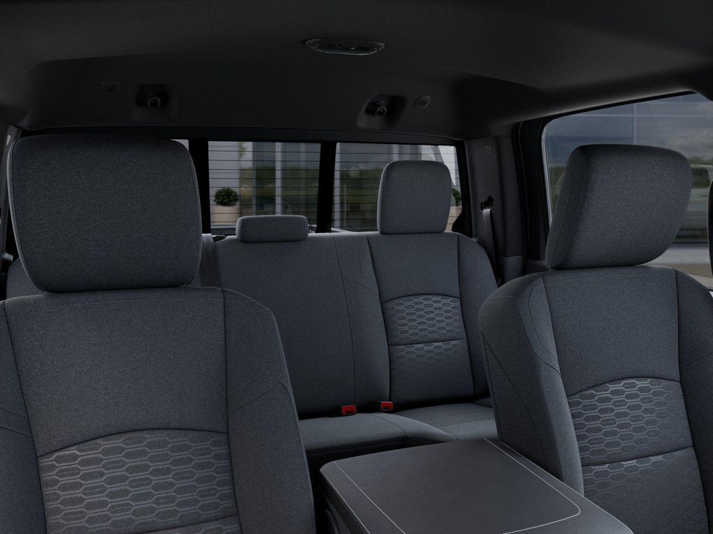 2026 RAM 2500 TRADESMAN CREW CAB 4X4 6'4' BOX — миниатюра 26