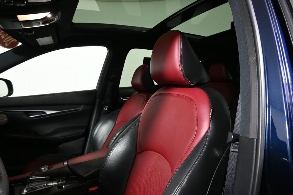 صورة مصغرة 14 لـ 2023 Infiniti QX50 SPORT