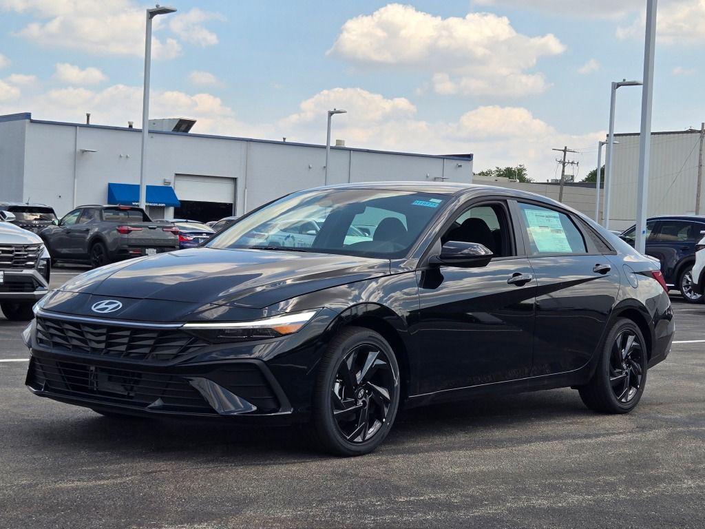 New 2026 Hyundai ELANTRA HEV SEL Sport