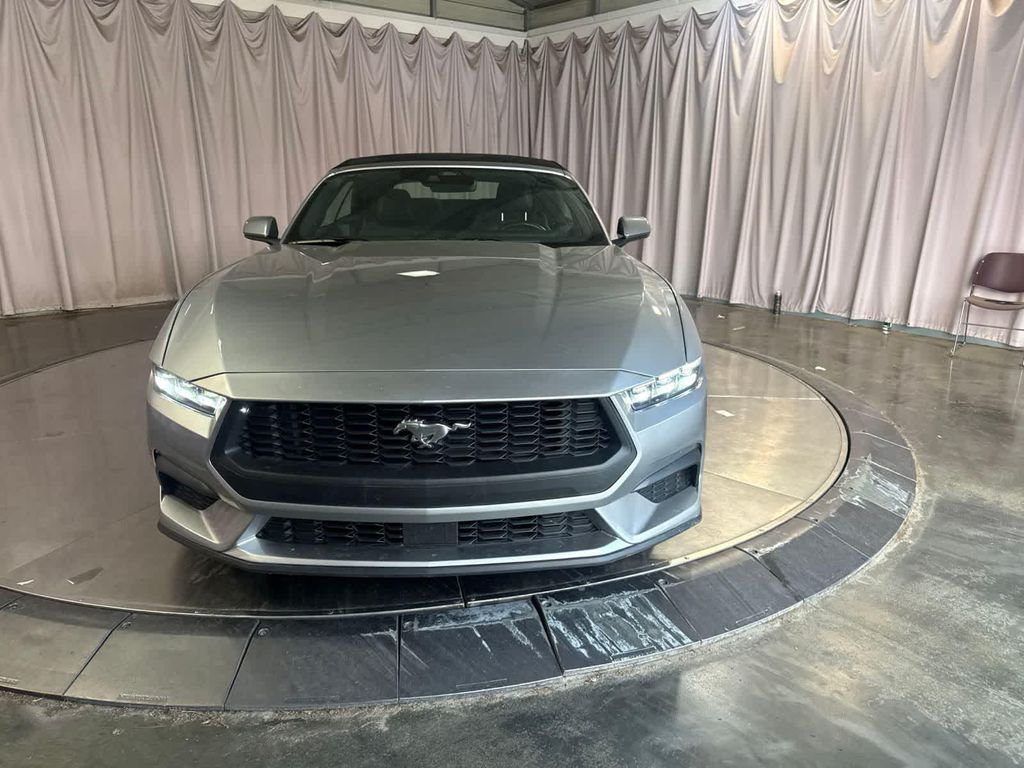 2025 FORD MUSTANG ECOBOOST PREMIUM — фото 2