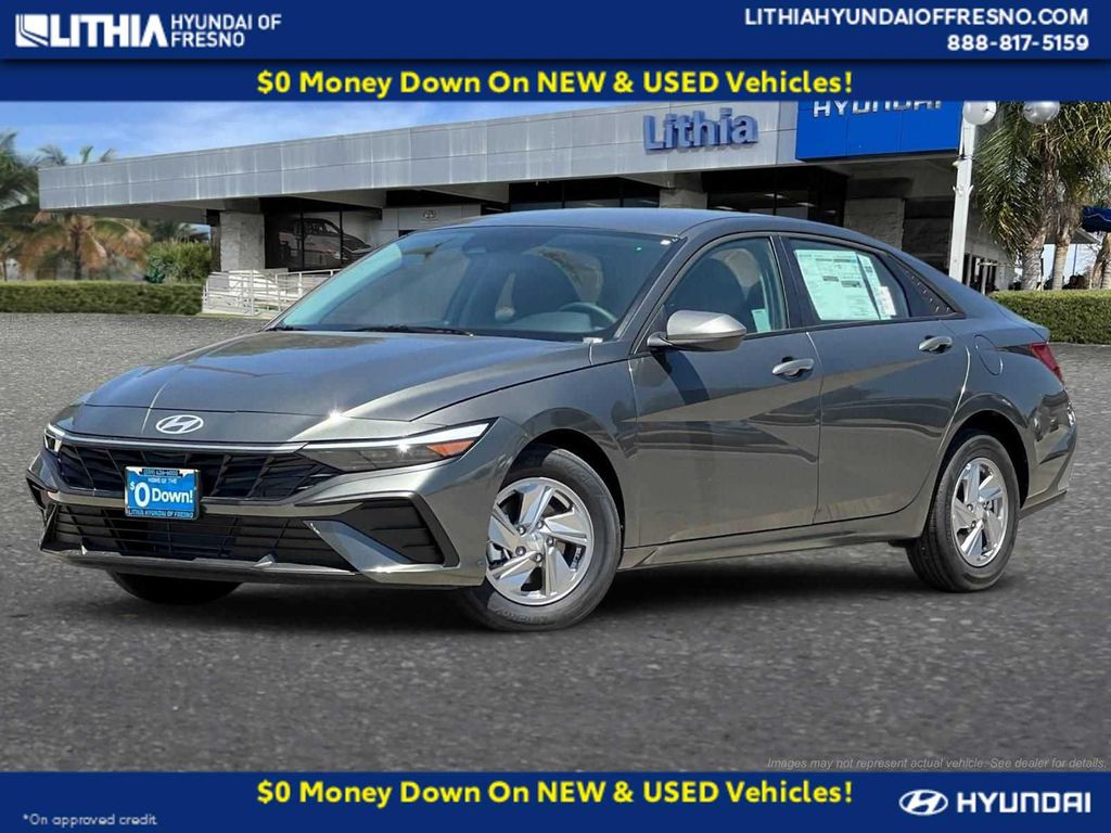 New 2026 Hyundai ELANTRA SE
