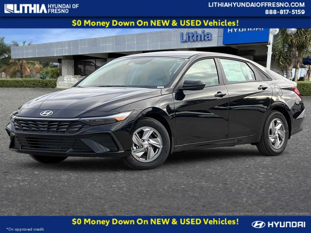 New 2026 Hyundai ELANTRA SE