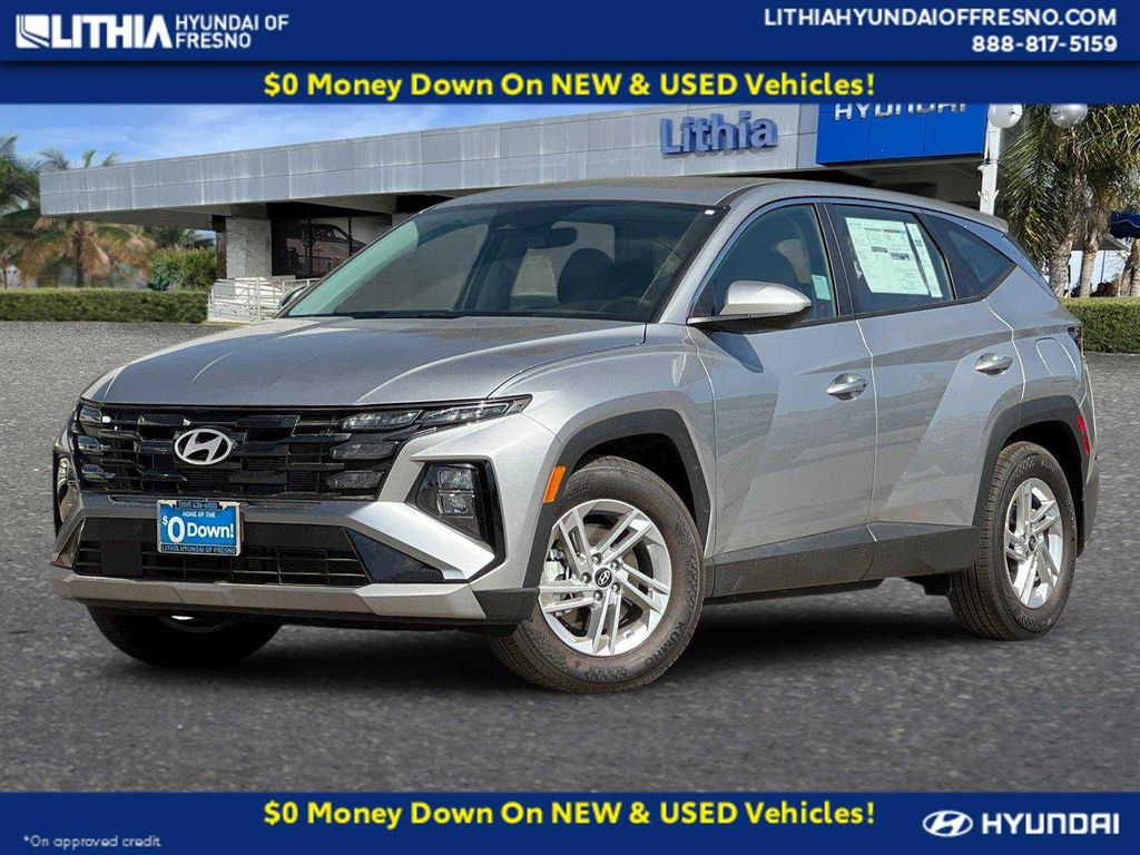 New 2026 Hyundai TUCSON SE