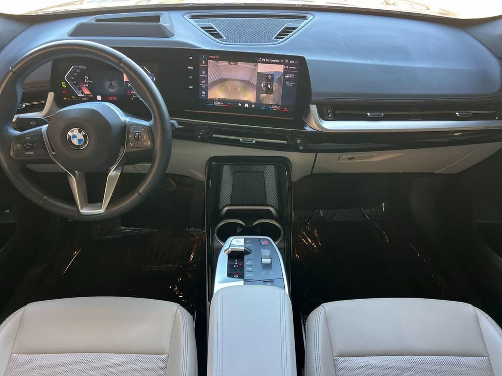 2025 BMW X1 XDRIVE28I — фото 4