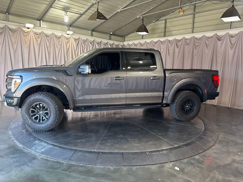 2025 FORD F-150 RAPTOR 照片 8