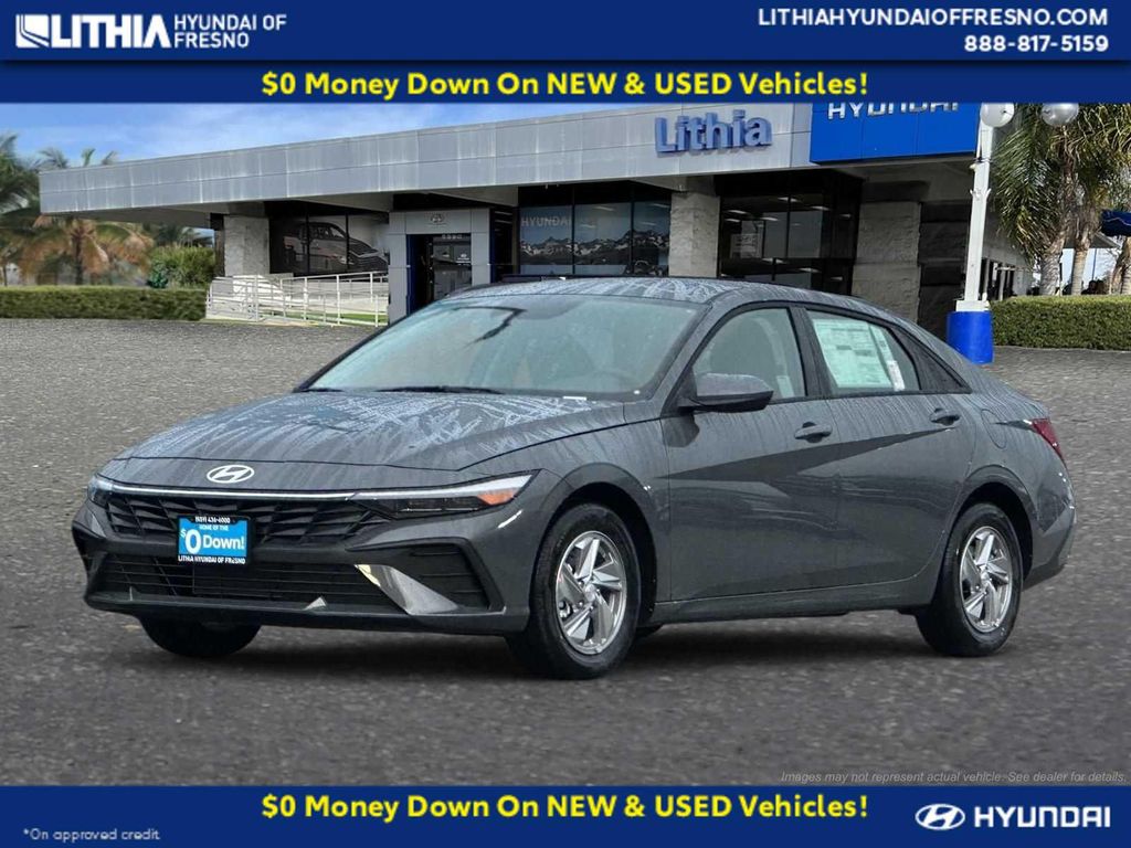 New 2026 Hyundai ELANTRA SE
