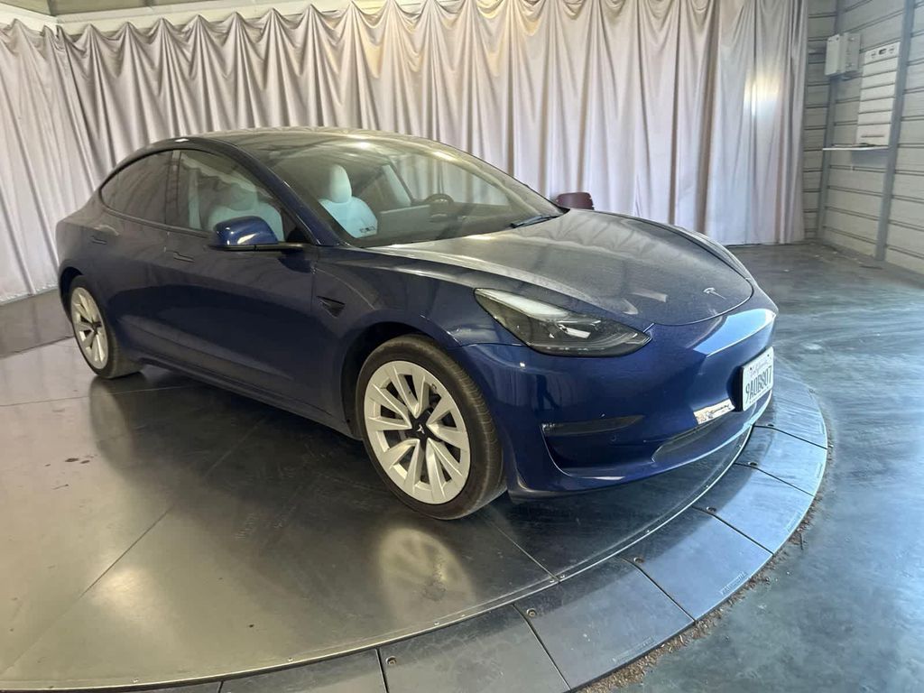 2022 Tesla MODEL 3 LONG RANGE — фото 3