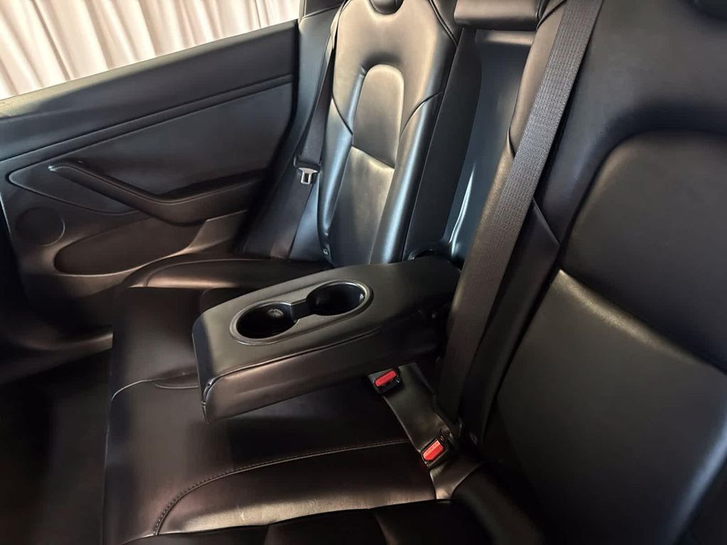 صورة مصغرة 14 لـ 2023 Tesla MODEL 3 STANDARD RANGE