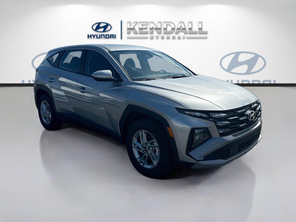 New 2026 Hyundai TUCSON SE