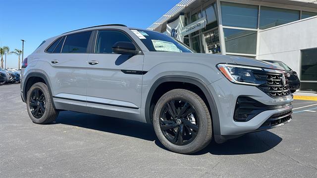 New 2026 Volkswagen Atlas Cross Sport 2.0T SEL