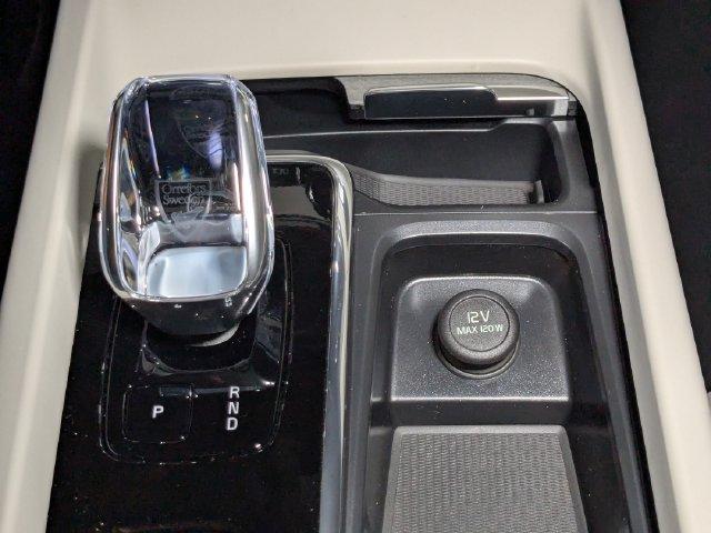 صورة مصغرة 23 لـ 2025 Volvo XC60 B5 ULTRA