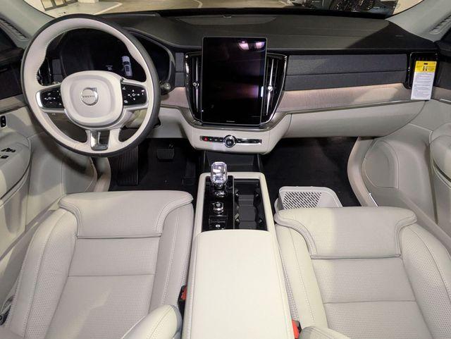 صورة مصغرة 25 لـ 2026 Volvo XC90 B6 ULTRA DARK THEME 7-SEATER