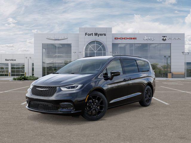 New 2026 Chrysler Pacifica L