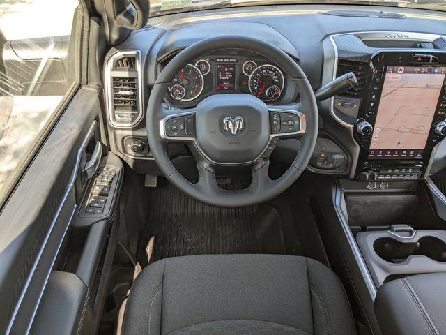 2026 RAM 3500 BIG HORN CREW CAB 4X4 8' BOX — миниатюра 12