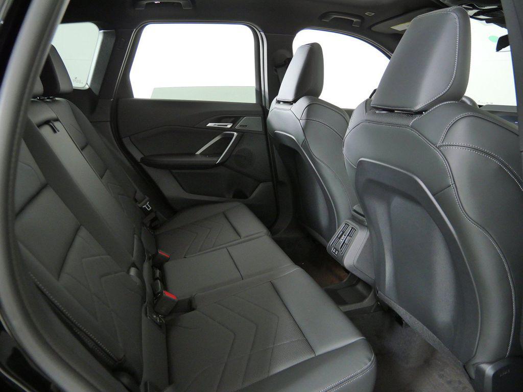 2026 BMW X1 XDRIVE28I — миниатюра 24