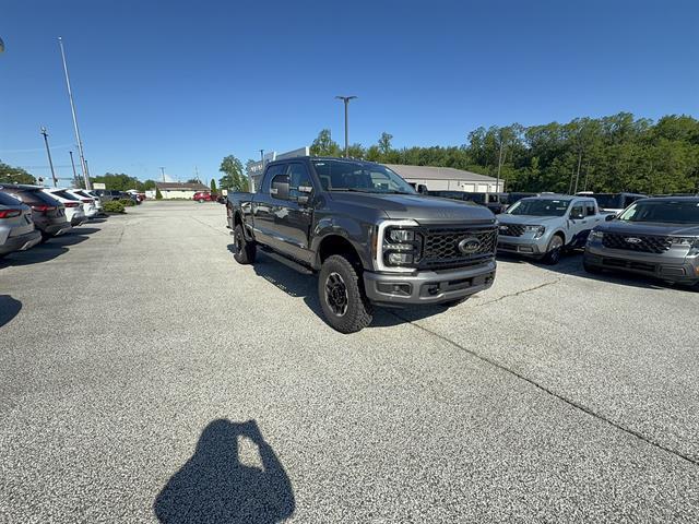 2026 FORD F-350 LARIAT — фото 8