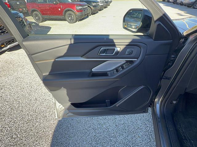 2026 FORD EXPLORER TREMOR — миниатюра 11