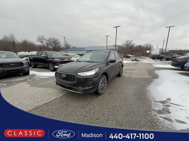 New 2026 Ford Escape PHEV Base
