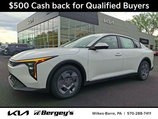 New 2026 Kia K4 LX