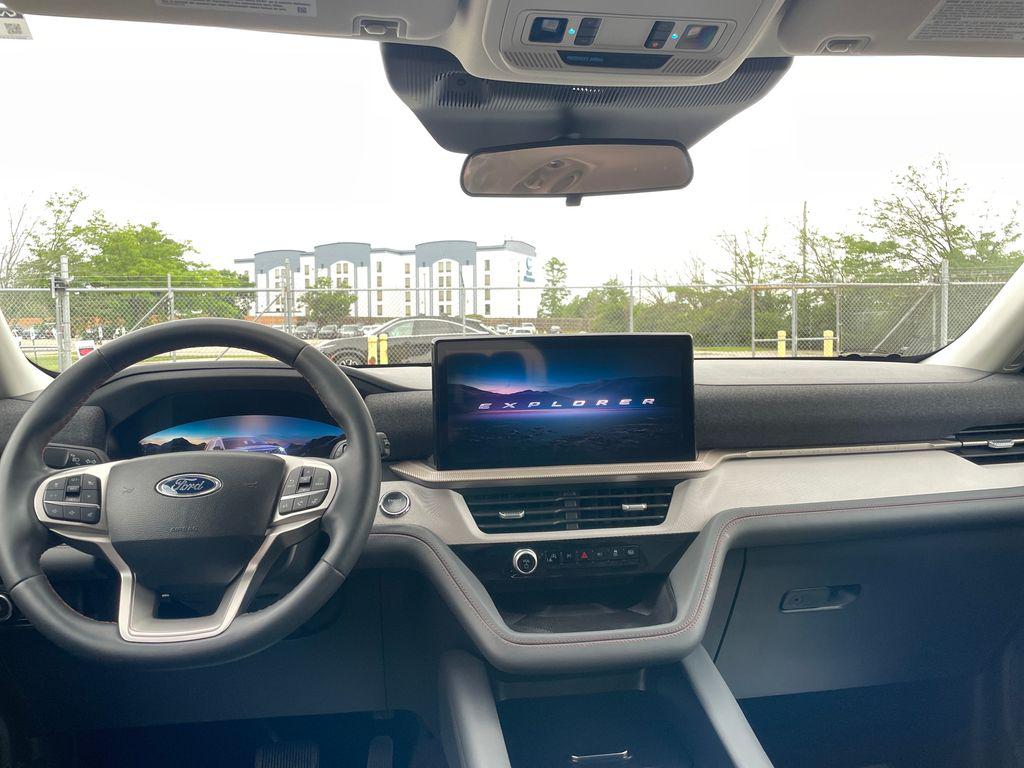 2025 FORD EXPLORER ACTIVE 缩略图 13