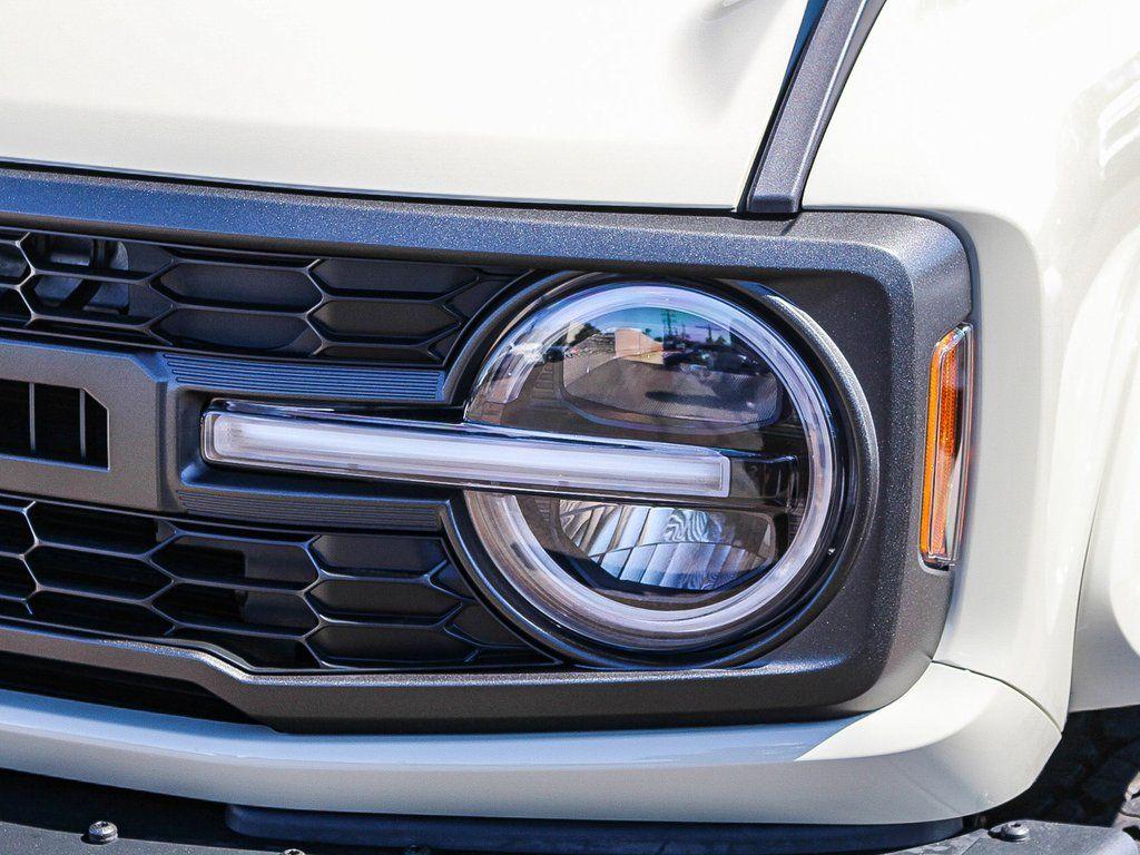 FORD BRONCO - 4