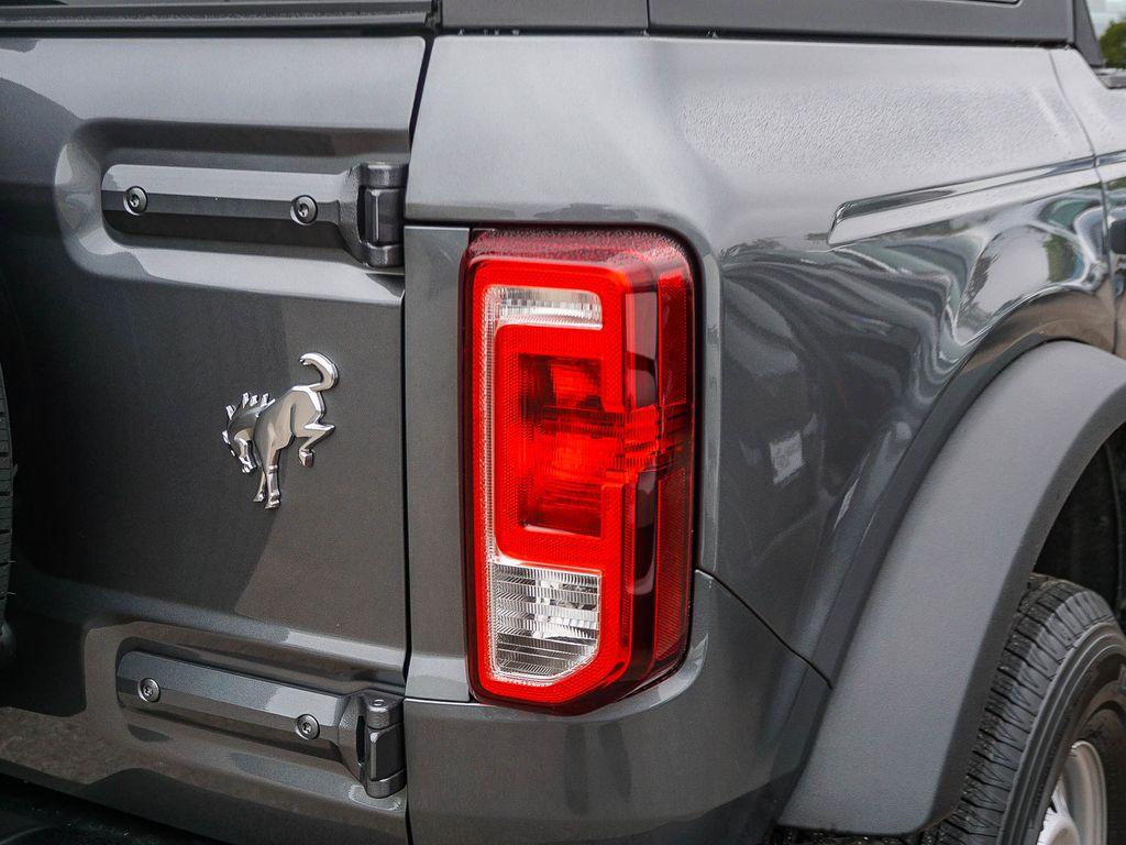 FORD BRONCO BASE - 6