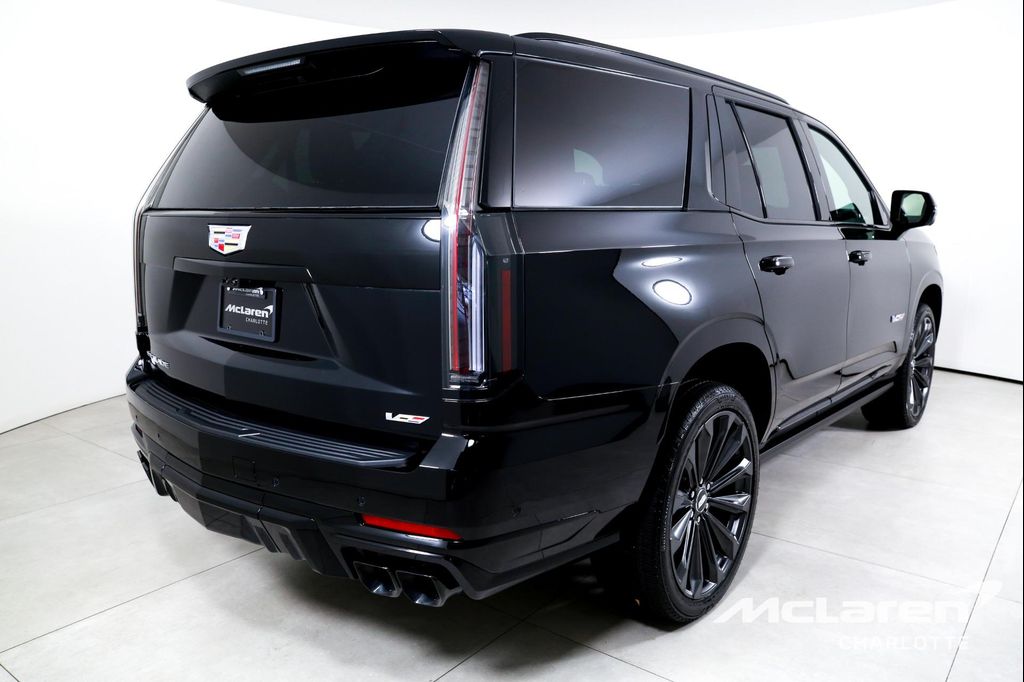 صورة 8 لـ 2026 Cadillac ESCALADE V-SERIES