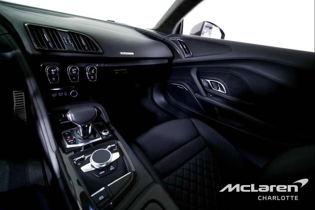 صورة مصغرة 15 لـ 2023 AUDI R8 V10 PERFORMANCE QUATTRO S TRONIC