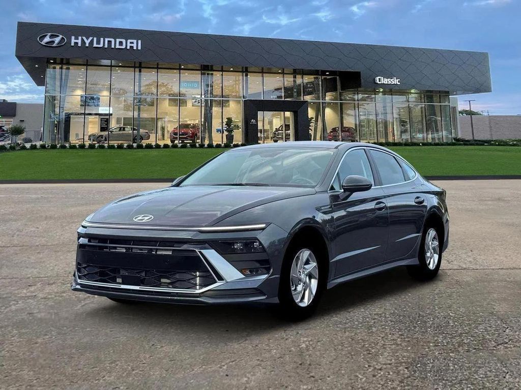 New 2026 Hyundai SONATA SE