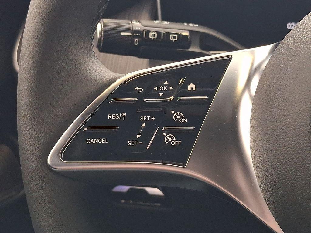 2026 Mercedes-BENZ GLC 缩略图 17