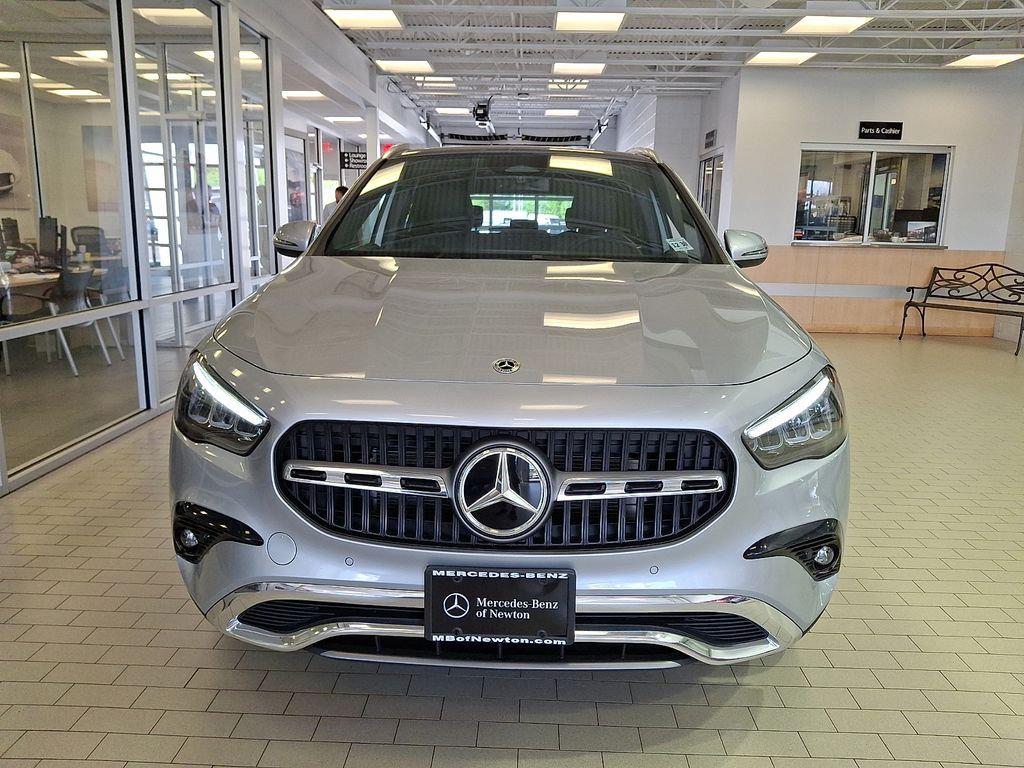 2026 Mercedes-BENZ GLA 照片 2