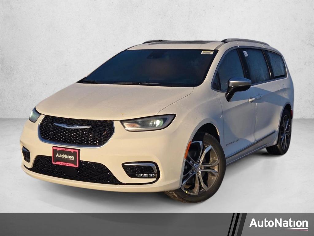 New 2026 Chrysler Pacifica Pinnacle