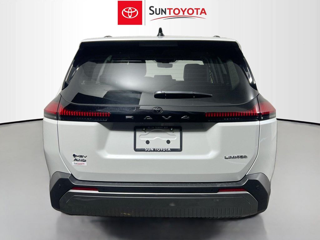 صورة 4 لـ 2026 Toyota RAV4 LIMITED